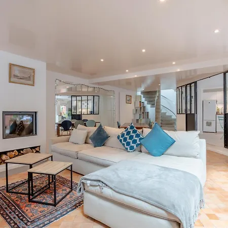 Unique 4br Architect House With Private Terrace 4*